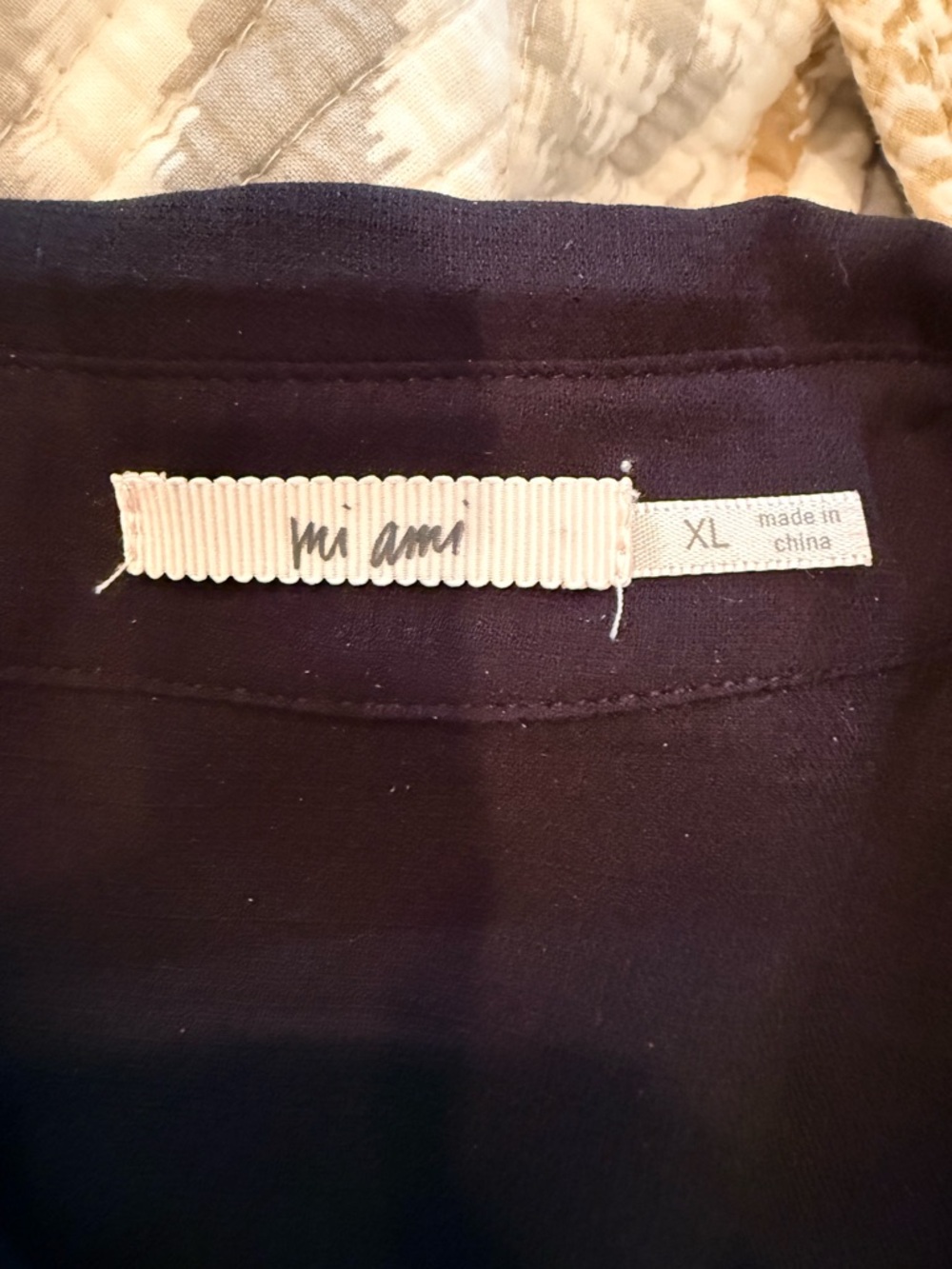 miami Black Long-Sleeve Button Tiered Dress - Picture 4 of 4